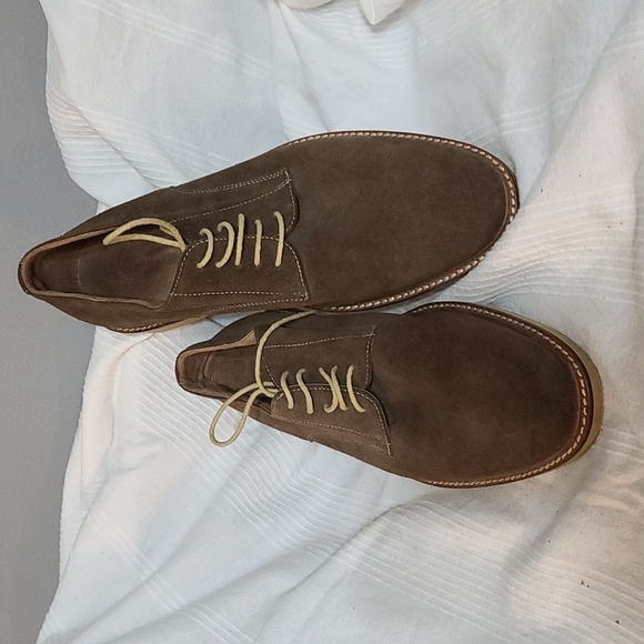 Banana Republic Factory Other - Banana Republic Men's Sueded Leather Casual Dress Shoes Chocolate Brown Sz 9 EUC